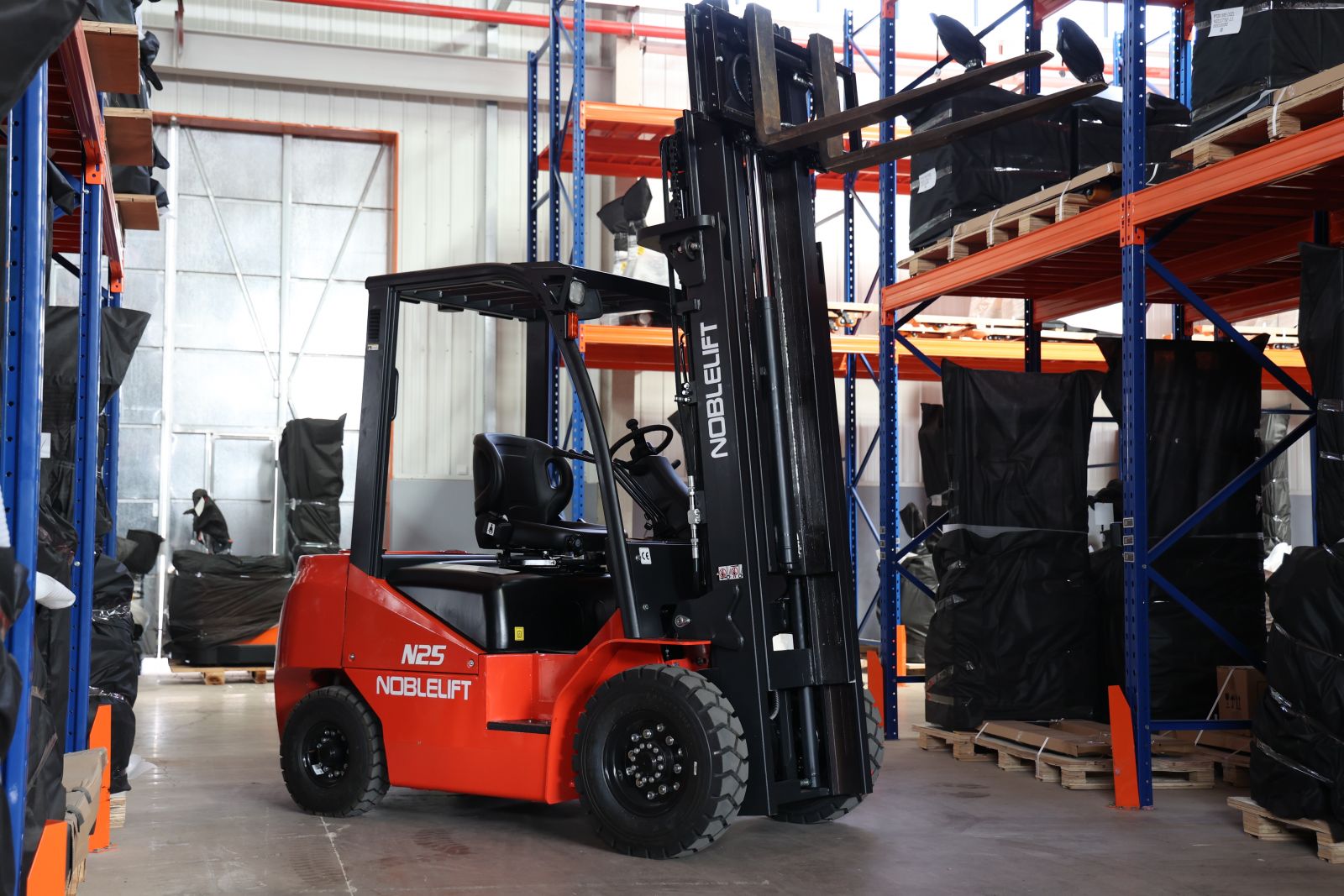 Дизельный вилочный погрузчик Noblelift FD30N с двигателем Mitsubishi S4S 3000 кг